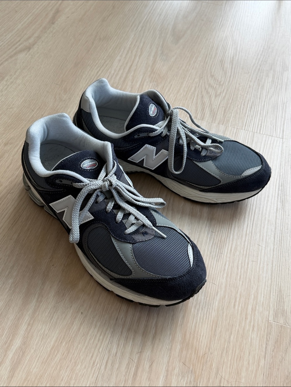New Balance Men's M2002RSF Sneakers